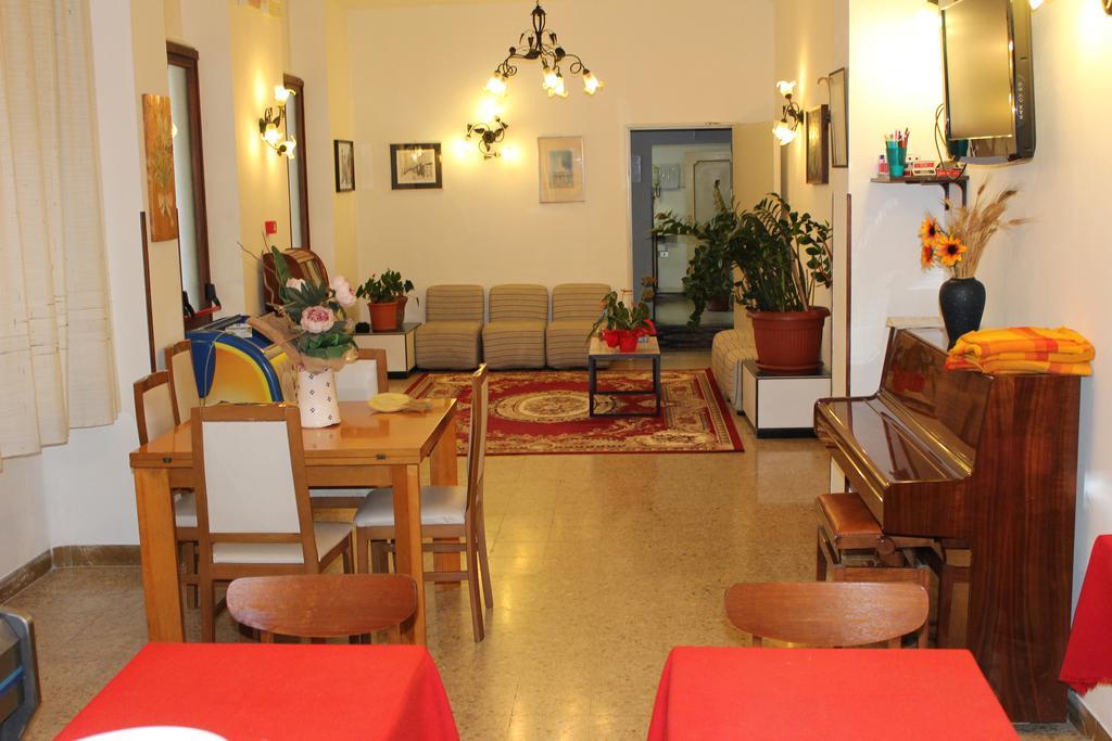 Hotel Hamburg Σενιγκάλια Εξωτερικό φωτογραφία