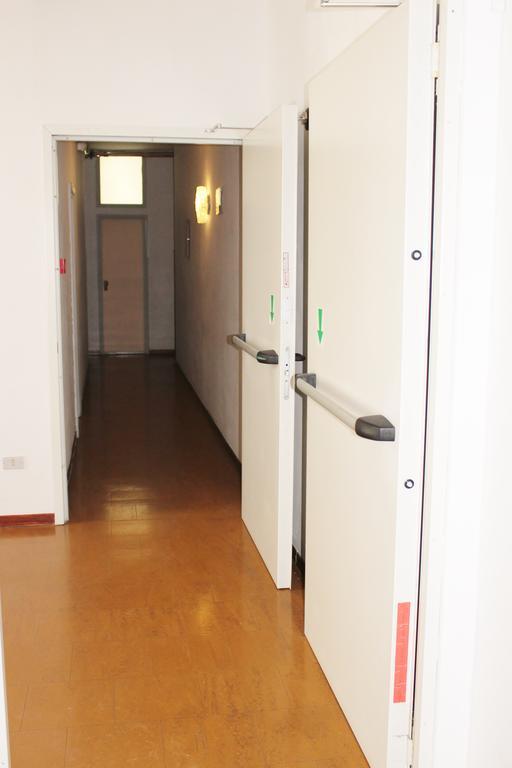 Hotel Hamburg Σενιγκάλια Εξωτερικό φωτογραφία